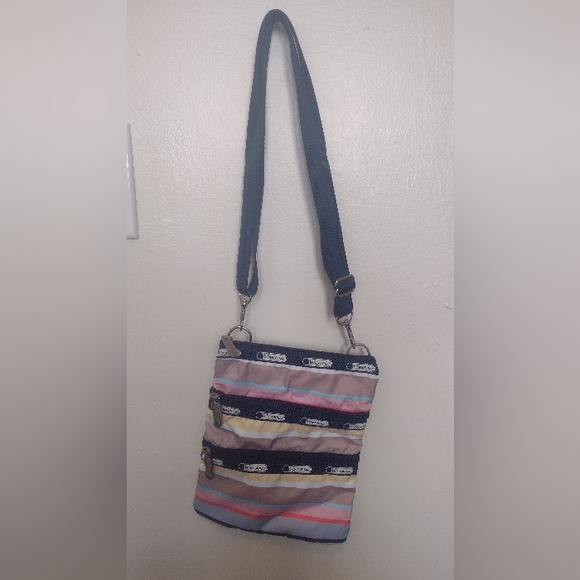 LeSportsac 3-Zip Crossbody Striped - Picture 4 of 7